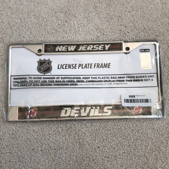 NHL Other - New NHL New Jersey Devils License Plate Holder